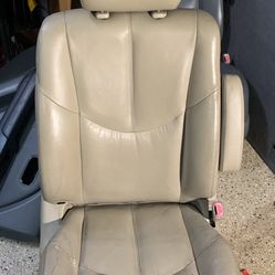 Front Passenger Seat for Lexus RX300