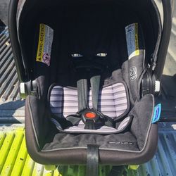 GRACO "SNUGRIDE 35 LITE LX INFANT CAR SEAT AND BASE. LIKE NEW ! (READ DESCRIPTION) PRICE LOWERED. 