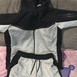 Nike tech fleece jumpsuit