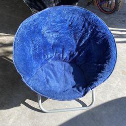 Blue Round Saucer Chair
