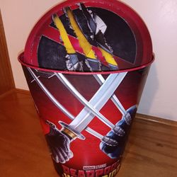Deadpool/Venom/Red Hulk Popcorn Buckets And Extras