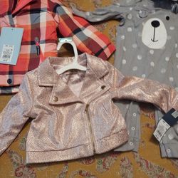 Girl's Clothes (Newborn - 18 Months) New & Excellent Condition..A Whole Lot Of Clothes .. Make An Offer. 