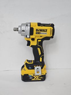 Dewalt 20V MAX XR Cordless Brushless 1/2 in. Mid-Range Impact Wrench with Detent Pin Anvil and 5.0Ah Battery Tool Connect  Used Like New 