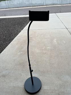 iPad / iPhone Stand