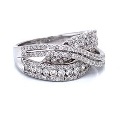 14 karat solid gold and diamonds cocktail ring 1.50 carats diamonds