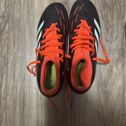 Title: Adidas Predator Club Sock Soccer Cleats – Black/Red – Great Condition ⚽