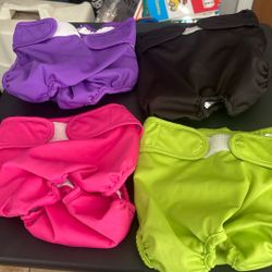 REUSABLE DIAPERS FOR DOGS  🐕  PET SIZE LARGE 4$ EACH FIRM 