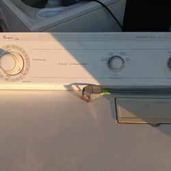 Whirlpool Gold dryer. Works Very Well
