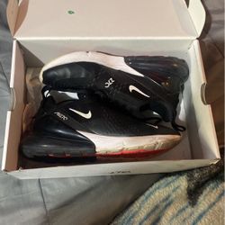 Air Max 270’s