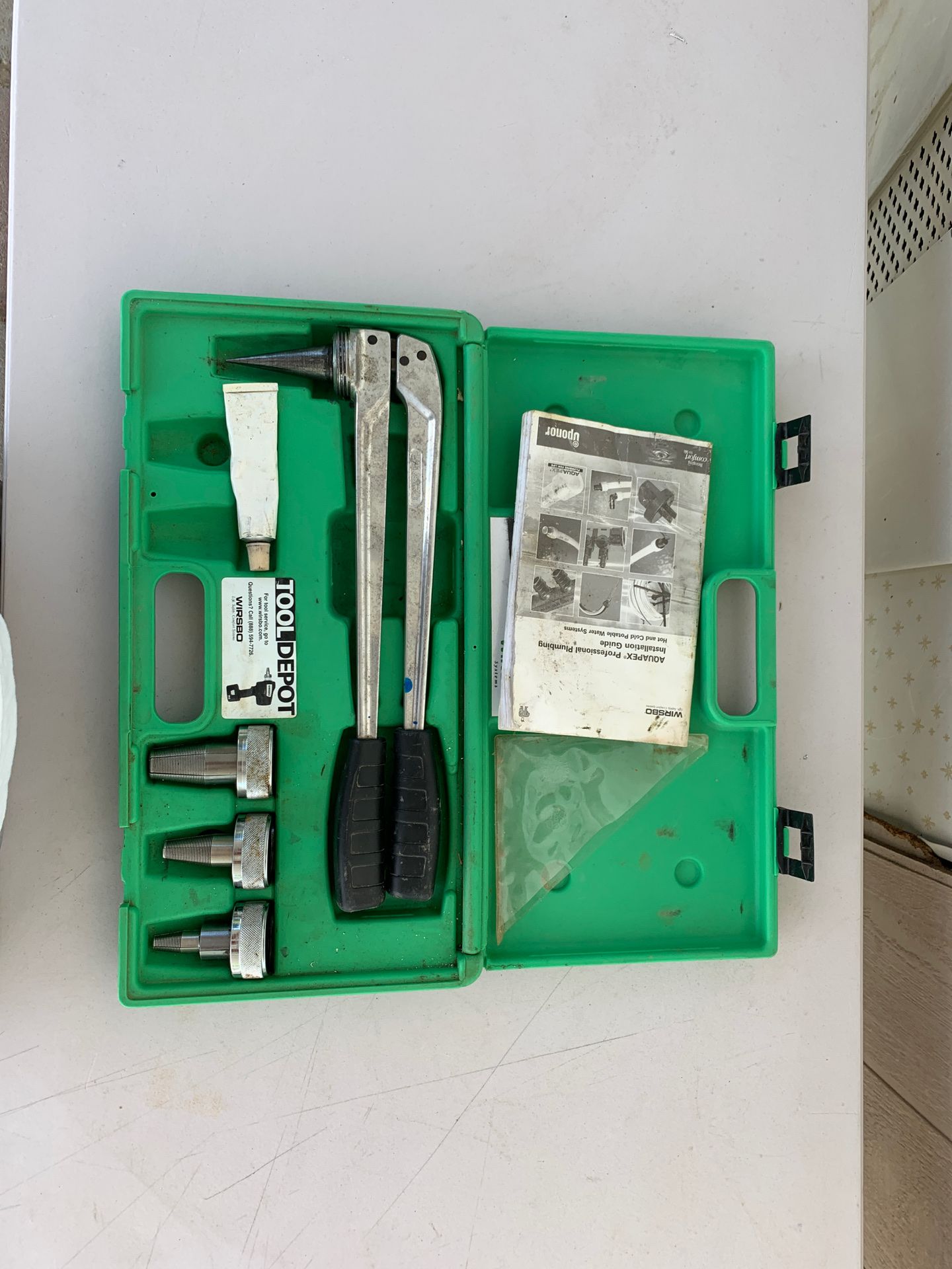 Uponor Wirsbo Pex Expander Tool for Sale in Fort Mohave, AZ OfferUp
