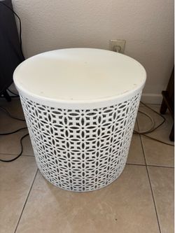 Metal cream colored side table / planter stand