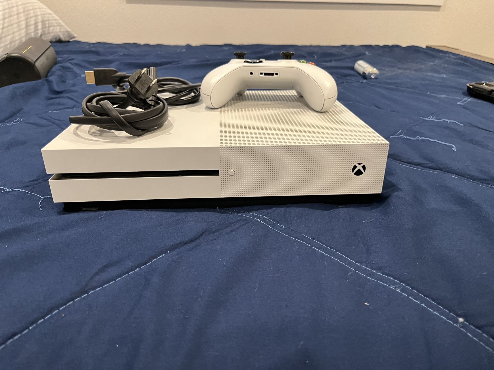 Xbox One S