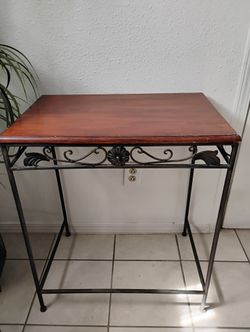 Metal/ Wood Table