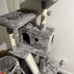 Cat Tree Good Condition 