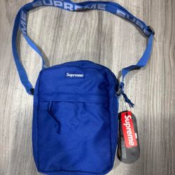 Supreme Shoulder bag