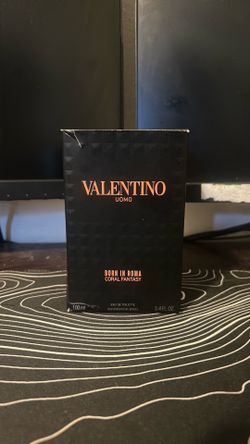 Valentino born in roma coral fantasy cologne