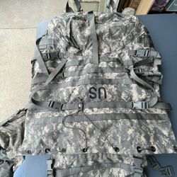 US Army Surplus Ruck Sacks With Straps