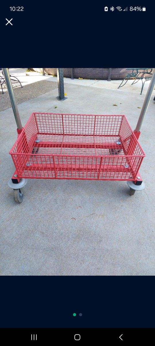 Comercial Laundry Basket