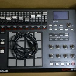 AKAI MPD32