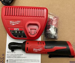 Milwaukee M12 3/8" Ratchet , 2.0ah Battery, Charger