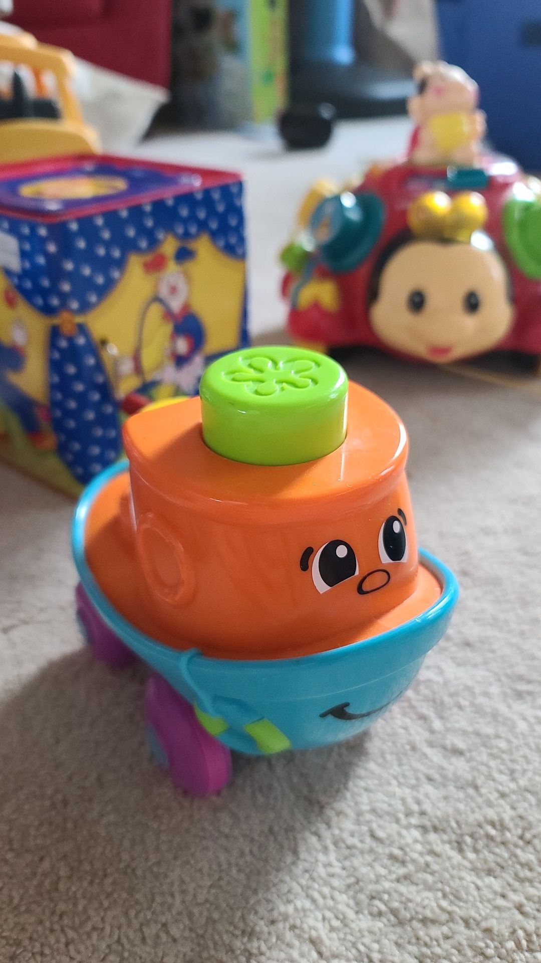 Fisher-price rolling boat (making Squeakee sound)
