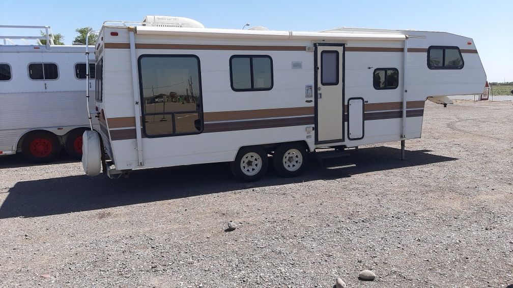 1988 26' Collins camper trailer for Sale in Scottsdale, AZ OfferUp