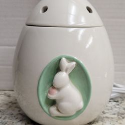 Yankee Candle Egg & Bunny Ceramic Wax Warmer