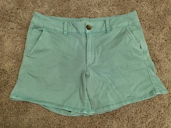 American Eagle Size 10 Midi Shorts