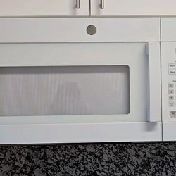 GE  Microwave -used