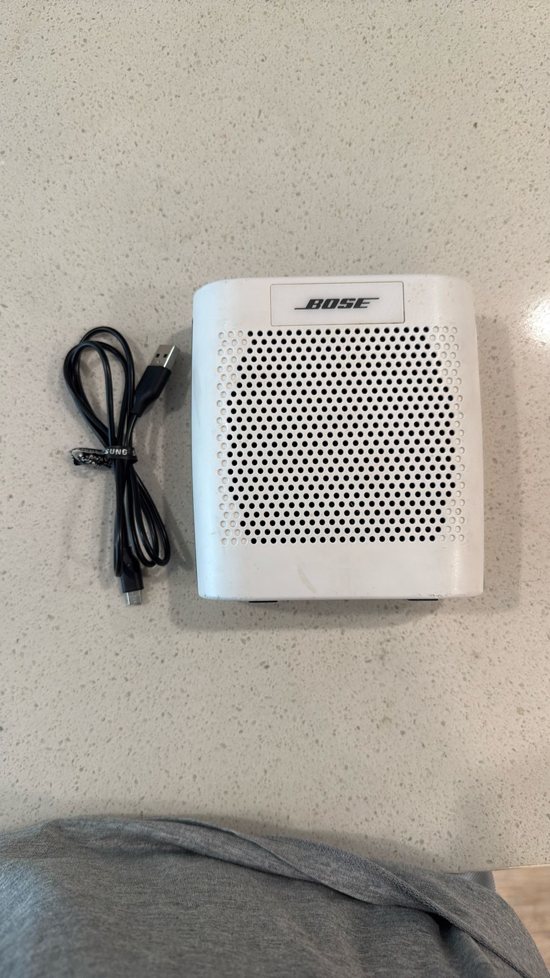 Bose White Soundlink Color Bluetooth Speaker