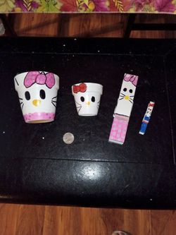 Hello Kitty Hand-Painted Terra Cotta Pot Set