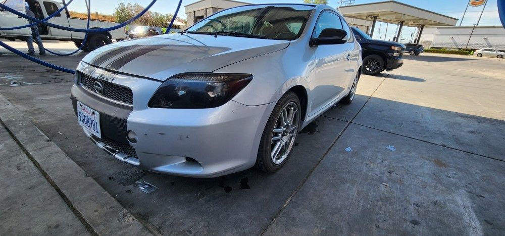 2005 Scion tC