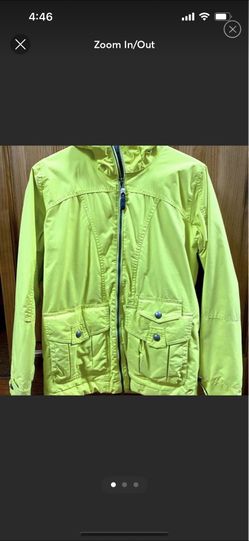 Burton snowboarding jacket for women s XS no major flaws