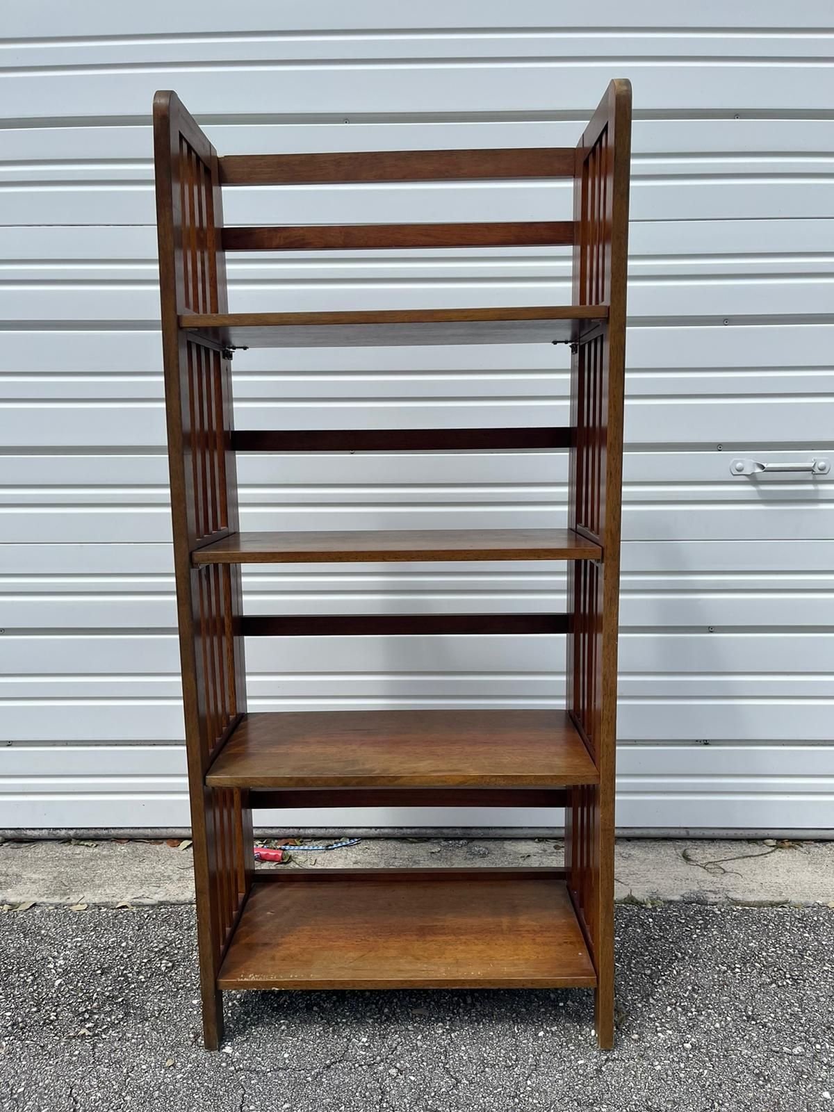 WOODEN BOOKSHELF WITH 4 SHELVES - delivery is negotiable