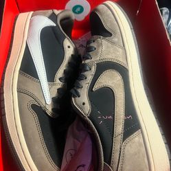Travis Scott X Jordan 1 