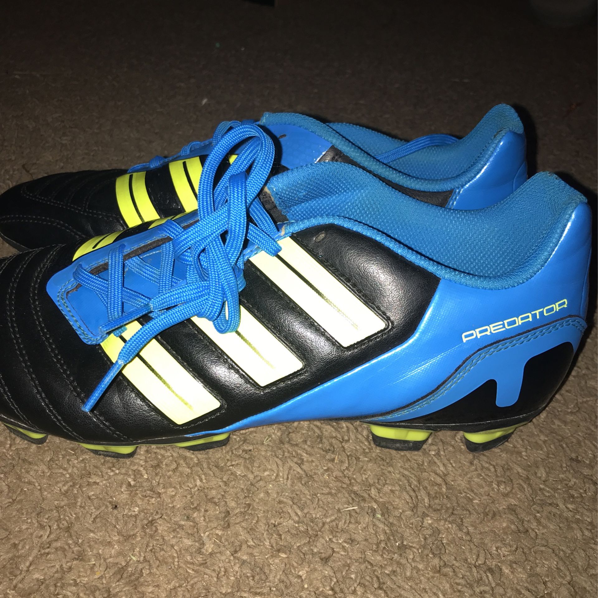 Adidas Cleats Blue  Size 9