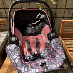 Infant Car Seat $15
