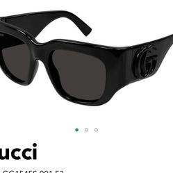 New Gucci Sunglasses Black  Authentic 