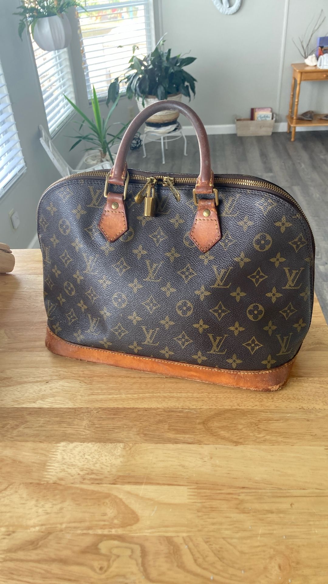 Louis Vuitton - Authentic With Lock And Key -(Serial Number Is In Photos) $500
