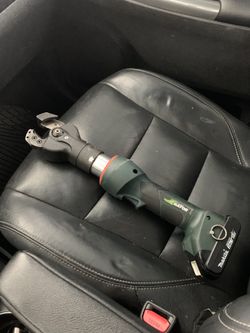 Greenlee Esc25lx ACSR Wire Cutter 25mm Good Condition With Battery 