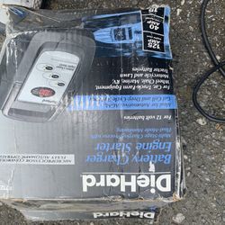 Battery Charger/ Jumper. Air Compressor. Flo Master 