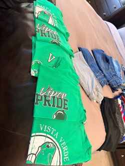 Free Vista Verde Shirts
