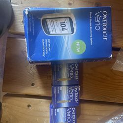 OneTouch Verio Blood Glucose Monitor + 3 Boxes Of 10 Test Strips