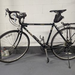 Trek 520 Touring Bike – Made in USA – Ready to Ride!