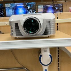 Miramax Projector W/mount 