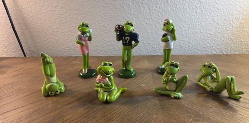 Vintage  Seven Corporation  1981 Norcrest Ceramic Frog Figurine Collection - Set of 7
