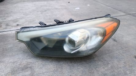 2014-2016  KIA  FORTE LH DRIVER SIDE Headlight OEM