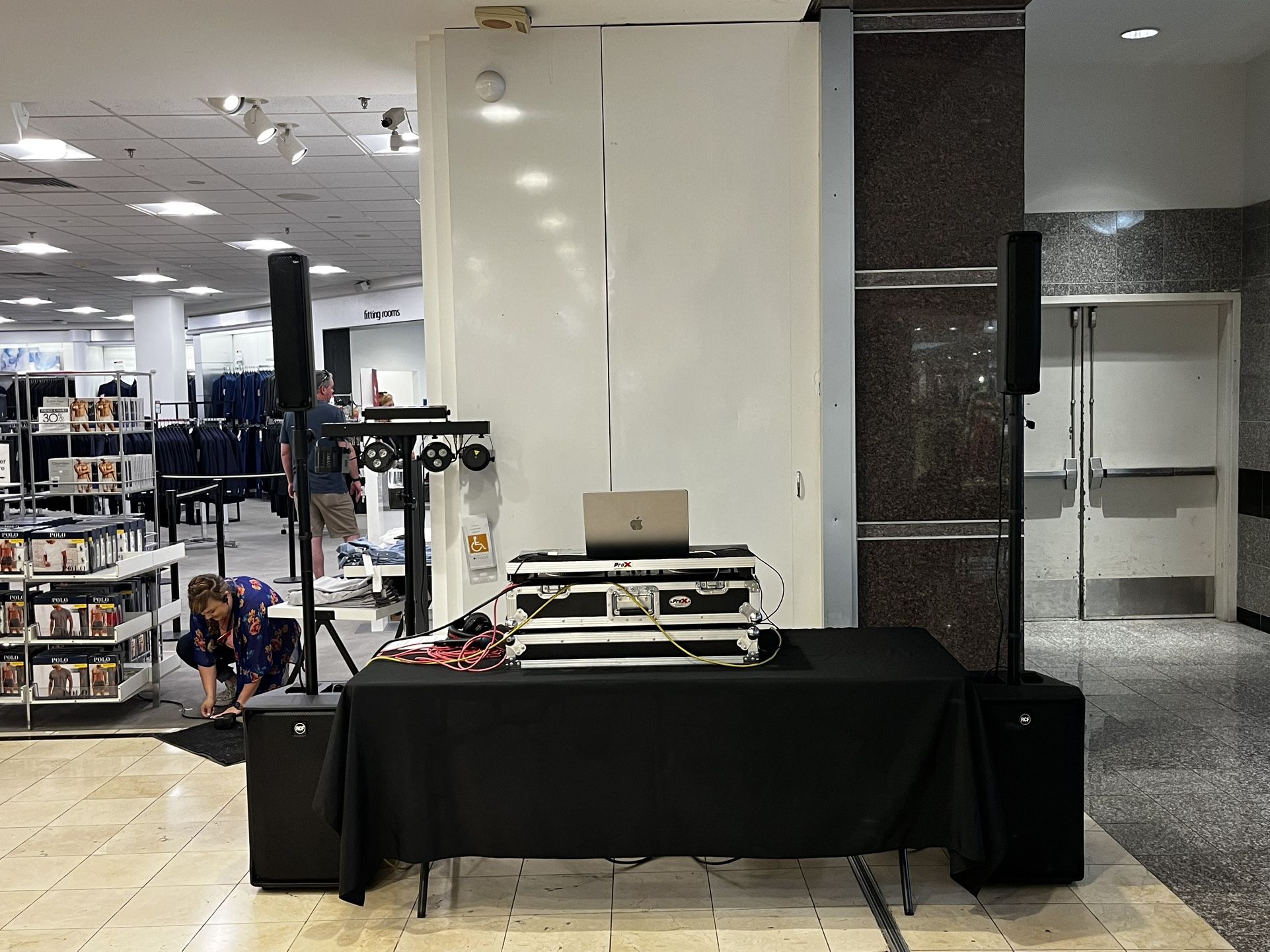 Rcf j8s Pair And Rcf F10 Mixer