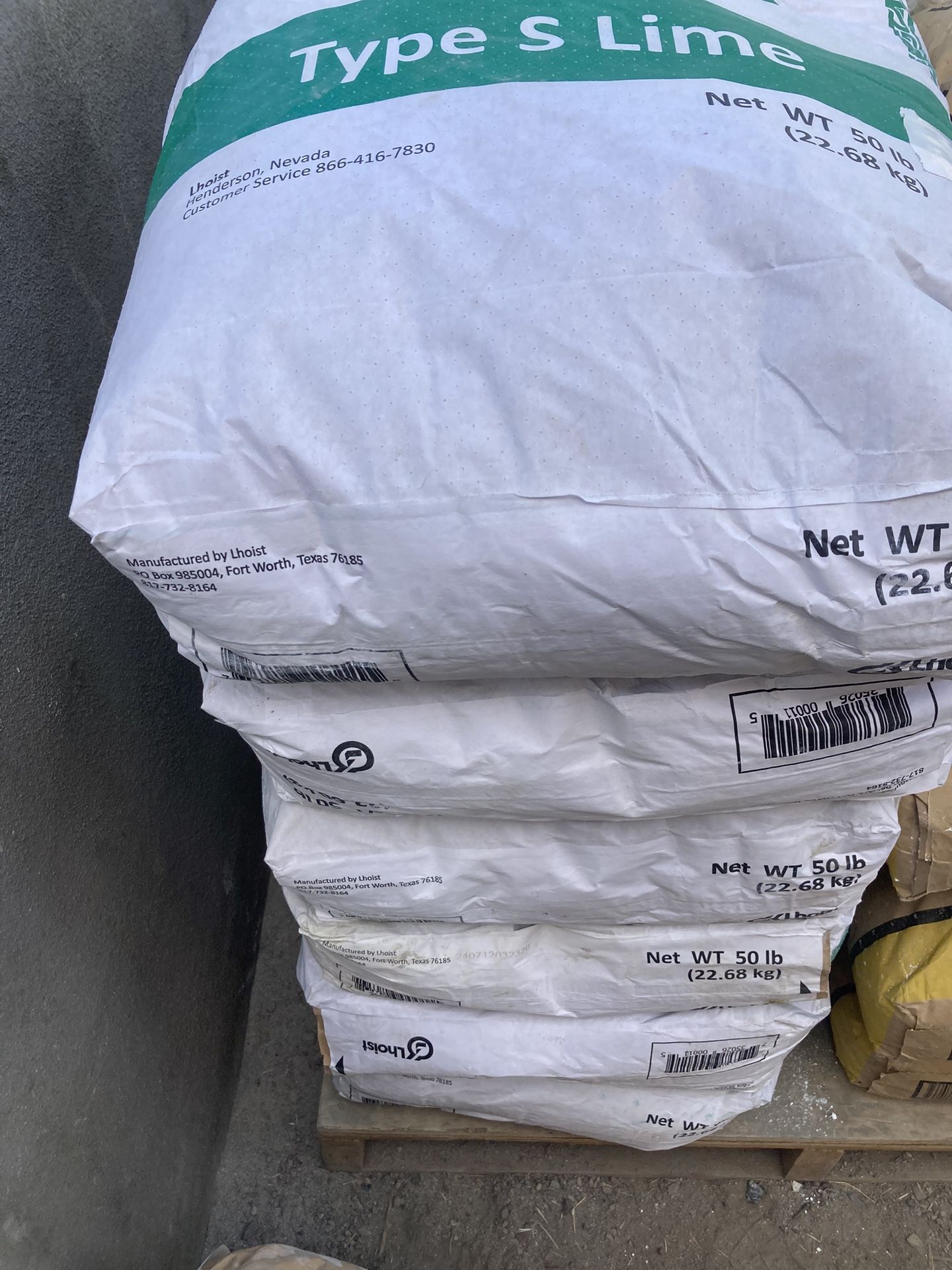 Bultos De Cal—lime En $10 Cada Uno