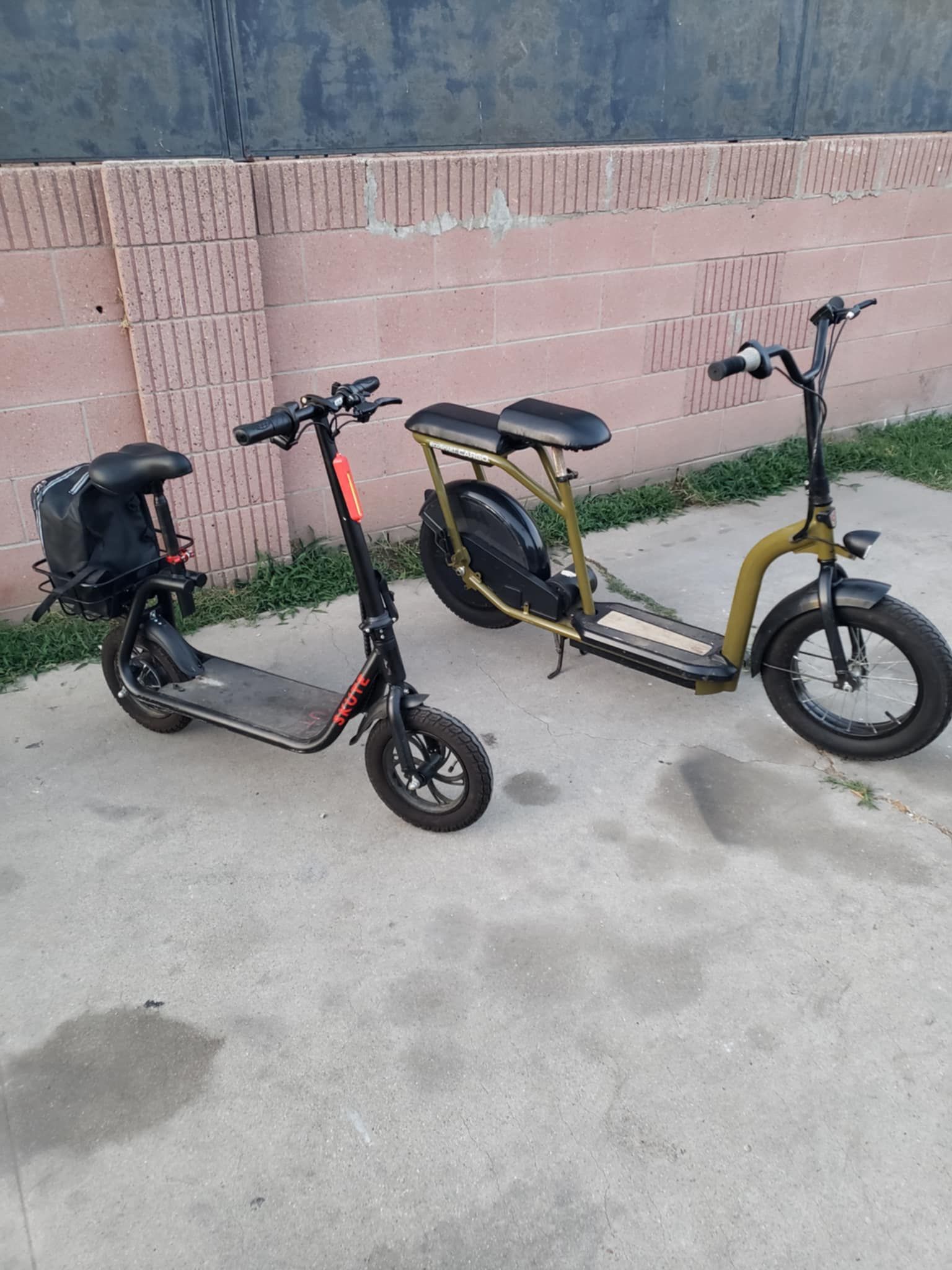 16mph Skute electric scooter Red & Black $250! Just need new seat. The $1500 electric Bike Scooter Razor Strong Pulling torque For $700! The lowest. F